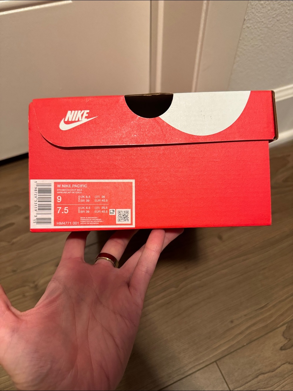 Women’s Nike Pacific US 9 Green - Picture 11 of 11